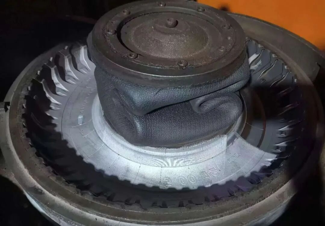 轮胎模具