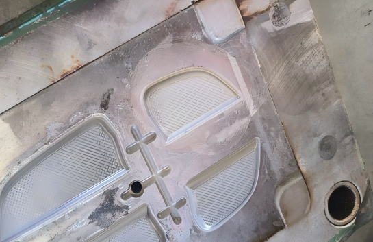 汽车内饰模具