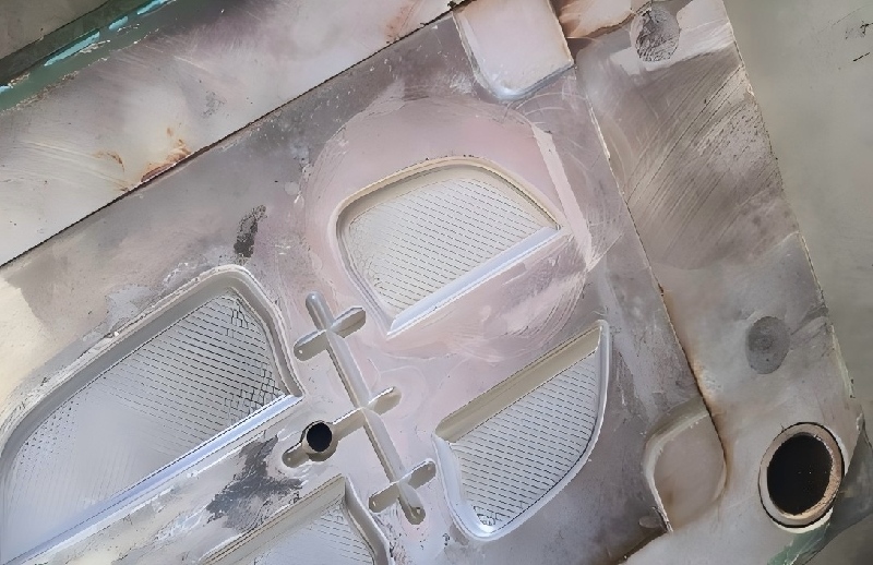 汽车内饰模具